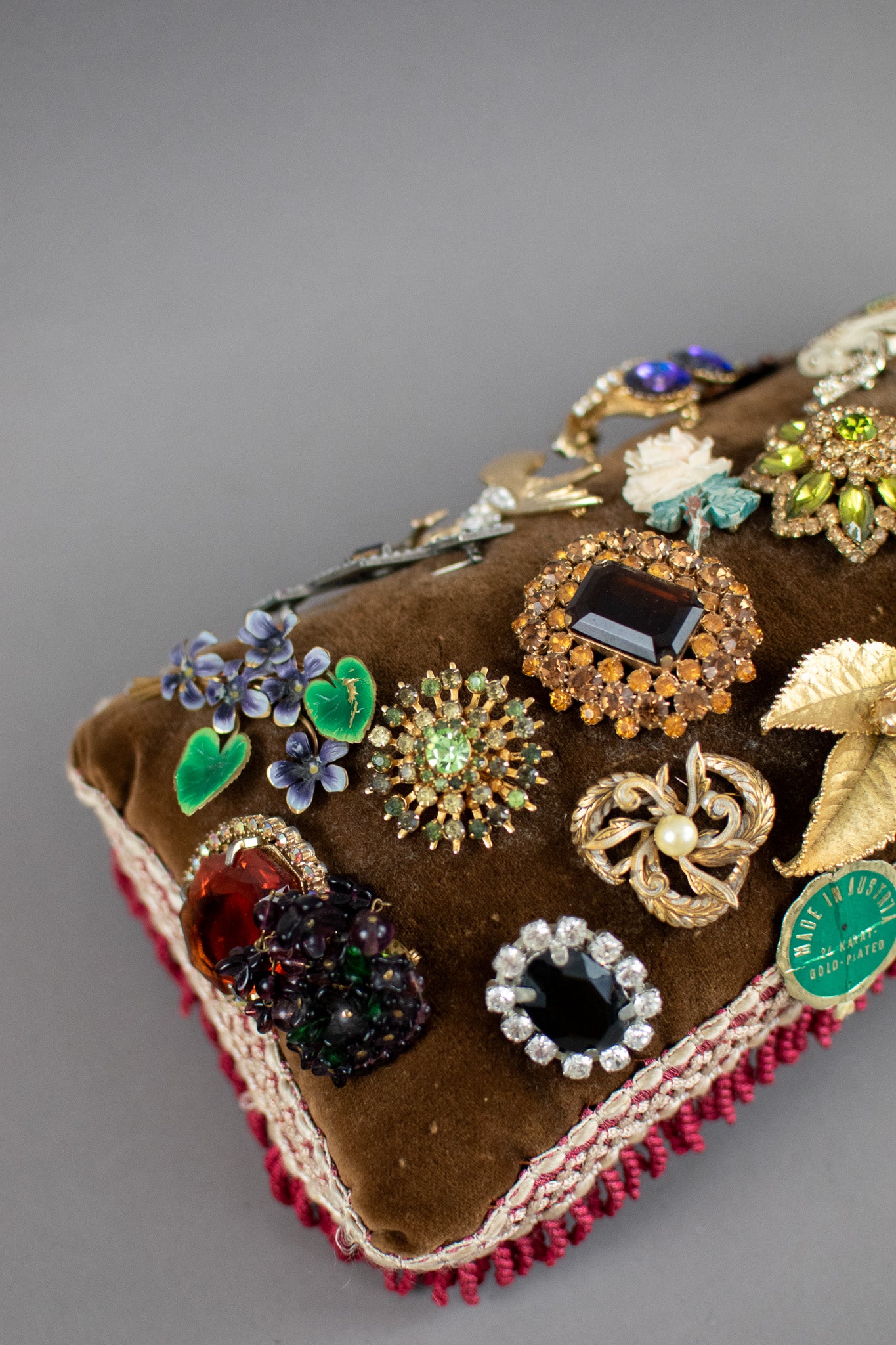 Antique 19th Century Victorian Broach Pin Cushion