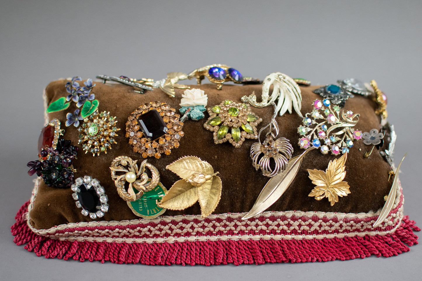 Antique 19th Century Victorian Broach Pin Cushion