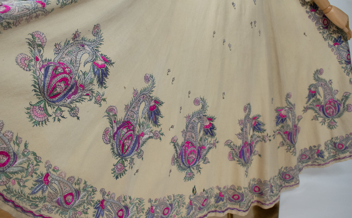 Early 20th Century Sozni Silk Embroidered Woollen Kashmiri Robe Jacket Dress