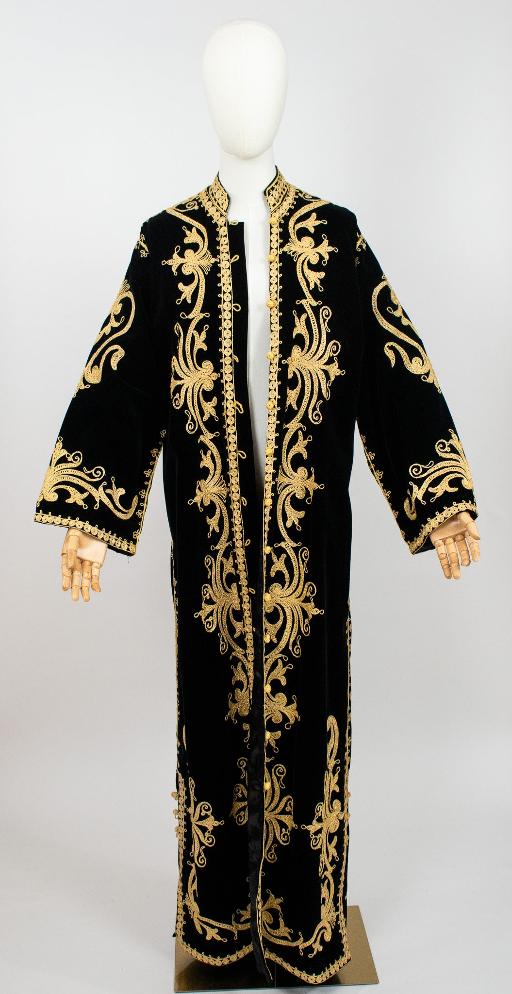 Vintage Eastern 1960s Velvet Embroidered Hippie Boho Jacket Coat Kaftan Robe.
