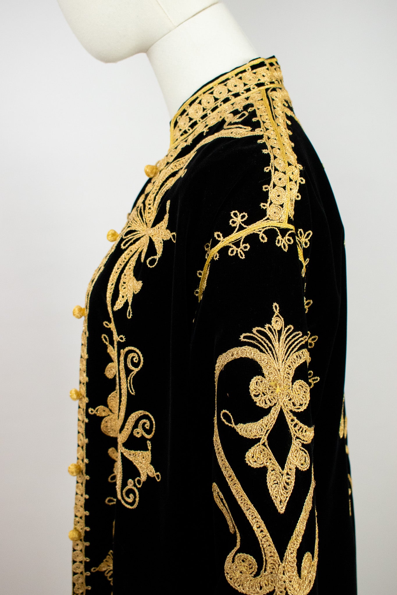 Vintage Eastern 1960s Velvet Embroidered Hippie Boho Jacket Coat Kaftan Robe.