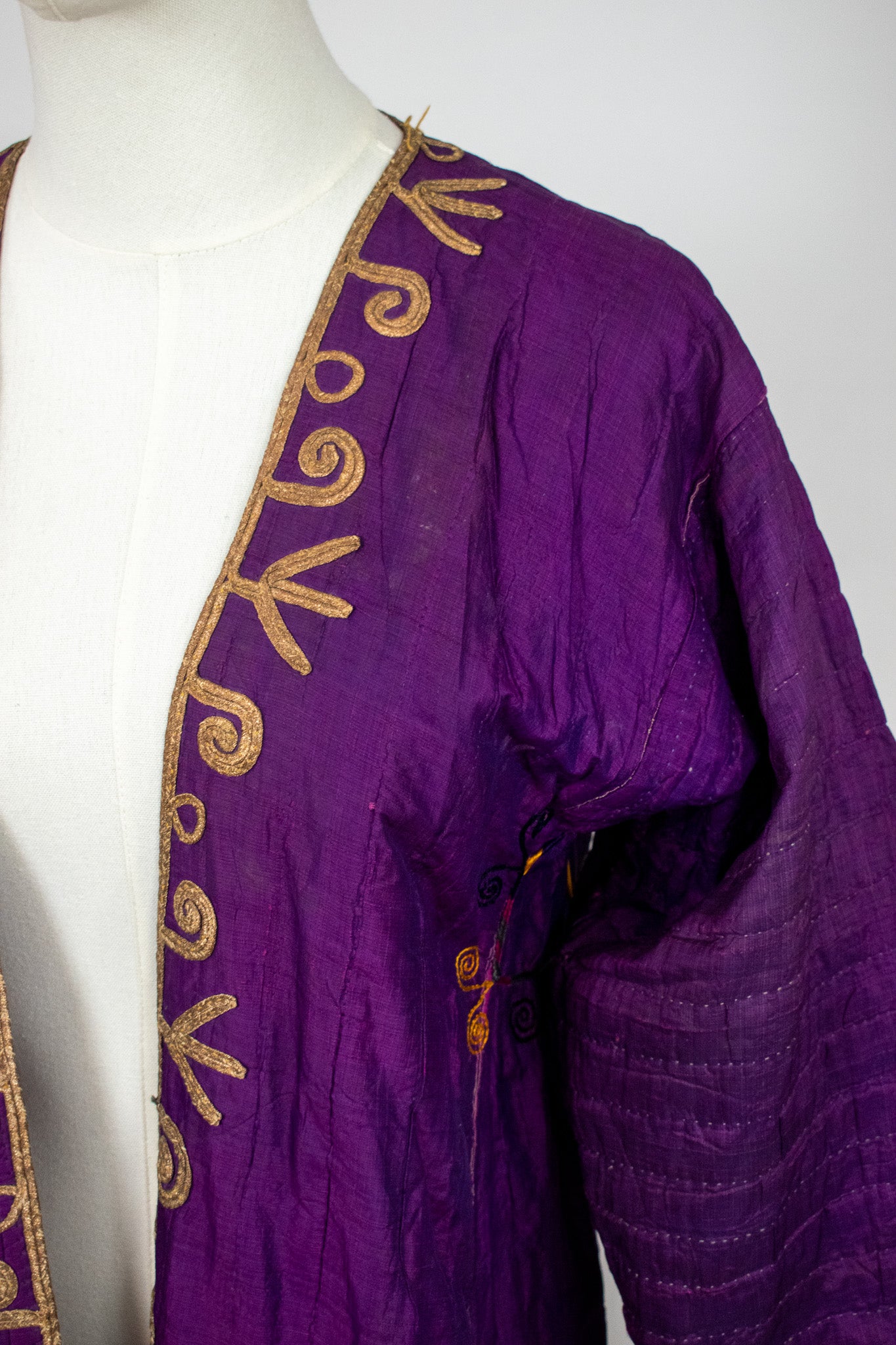 Vintage Rare Afghan XL Traditional Silk Embroidered Turkmen Chapan Purple Coat