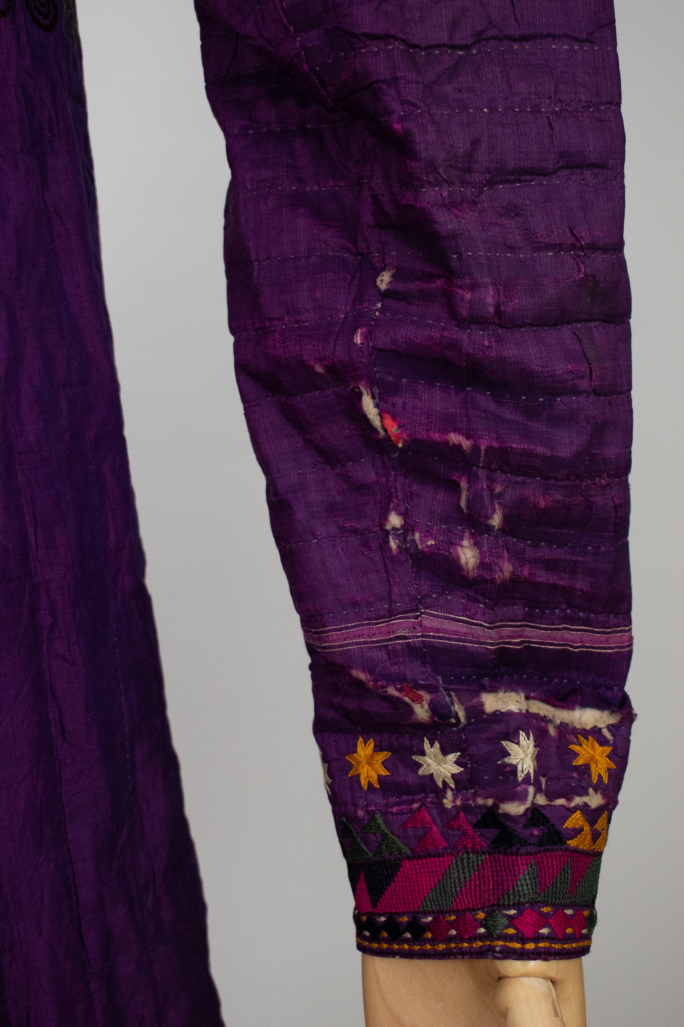 Vintage Rare Afghan XL Traditional Silk Embroidered Turkmen Chapan Purple Coat