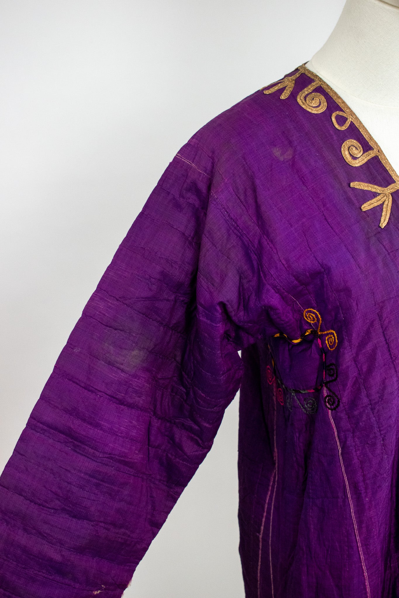 Vintage Rare Afghan XL Traditional Silk Embroidered Turkmen Chapan Purple Coat