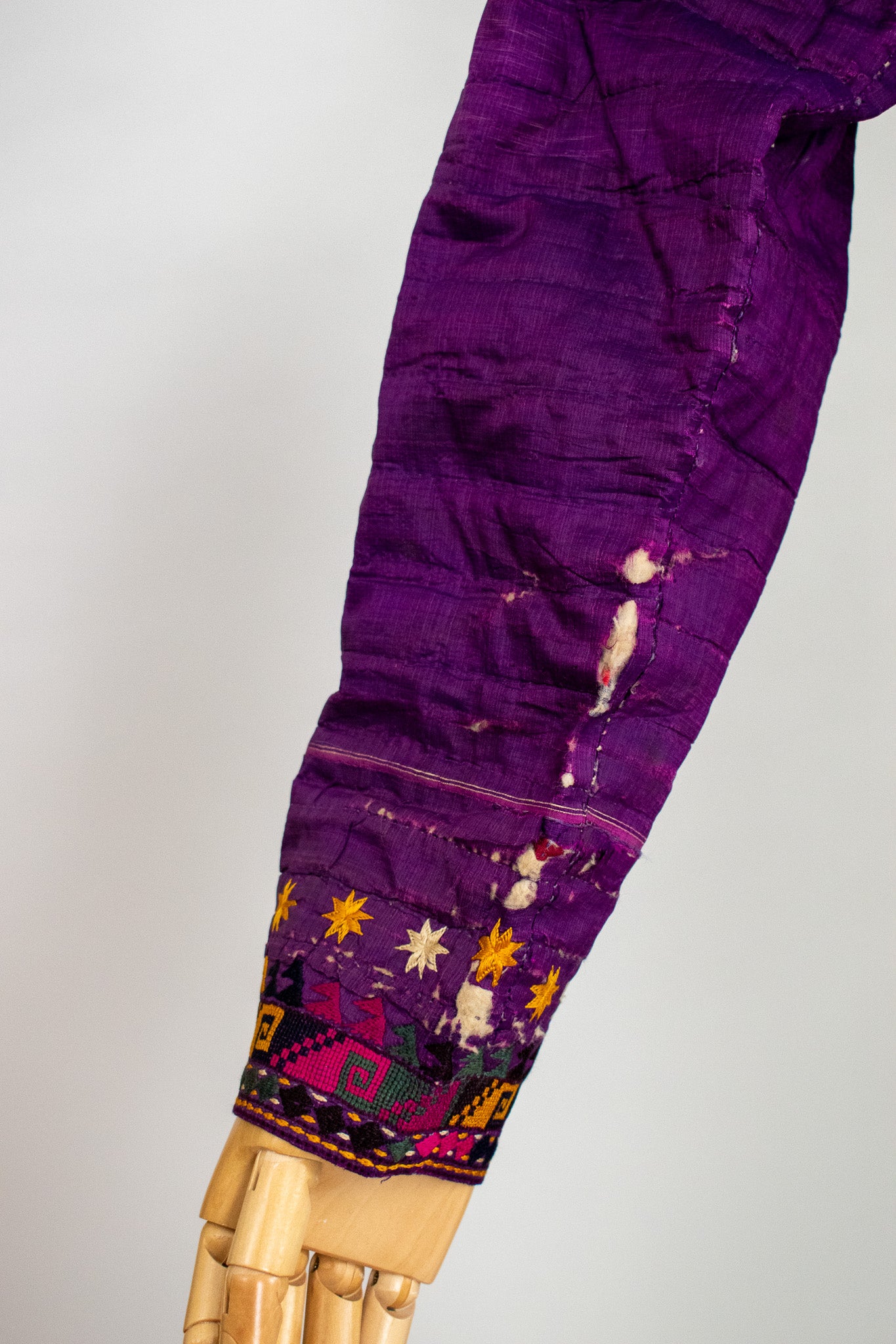 Vintage Rare Afghan XL Traditional Silk Embroidered Turkmen Chapan Purple Coat
