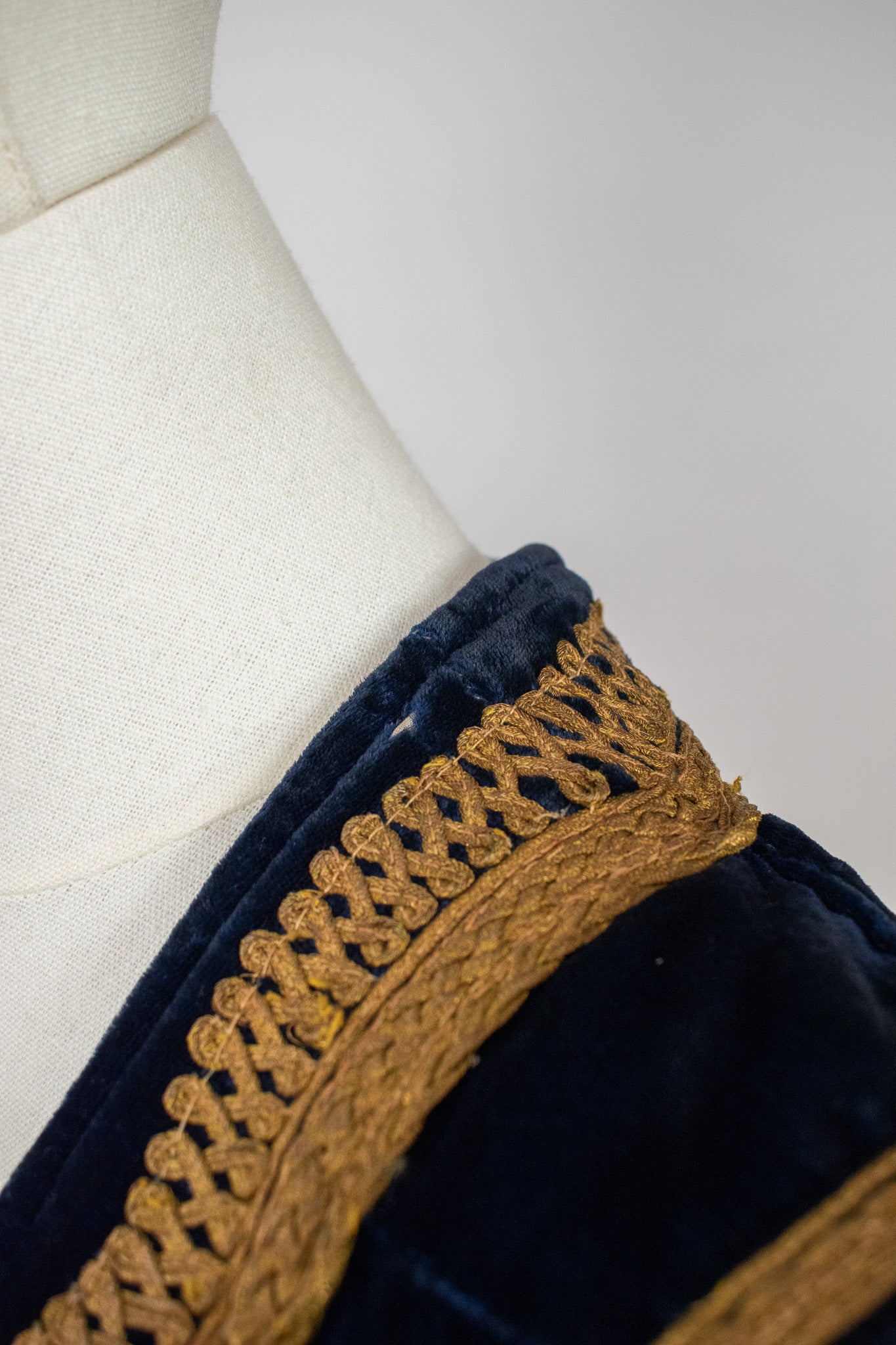 Vintage Afghan Ottoman 1960s Blue Velvet Embroidered Vest Waistcoat