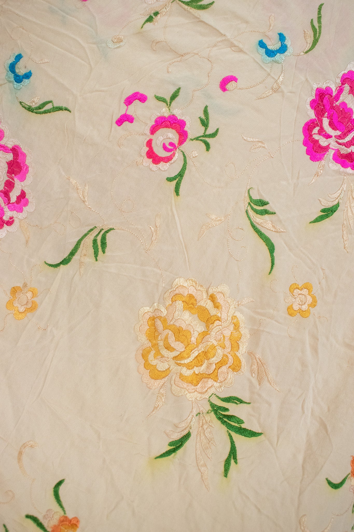 Vintage 1920s Ivory Silk Canton Floral Embroidered Piano Fringed Shawl