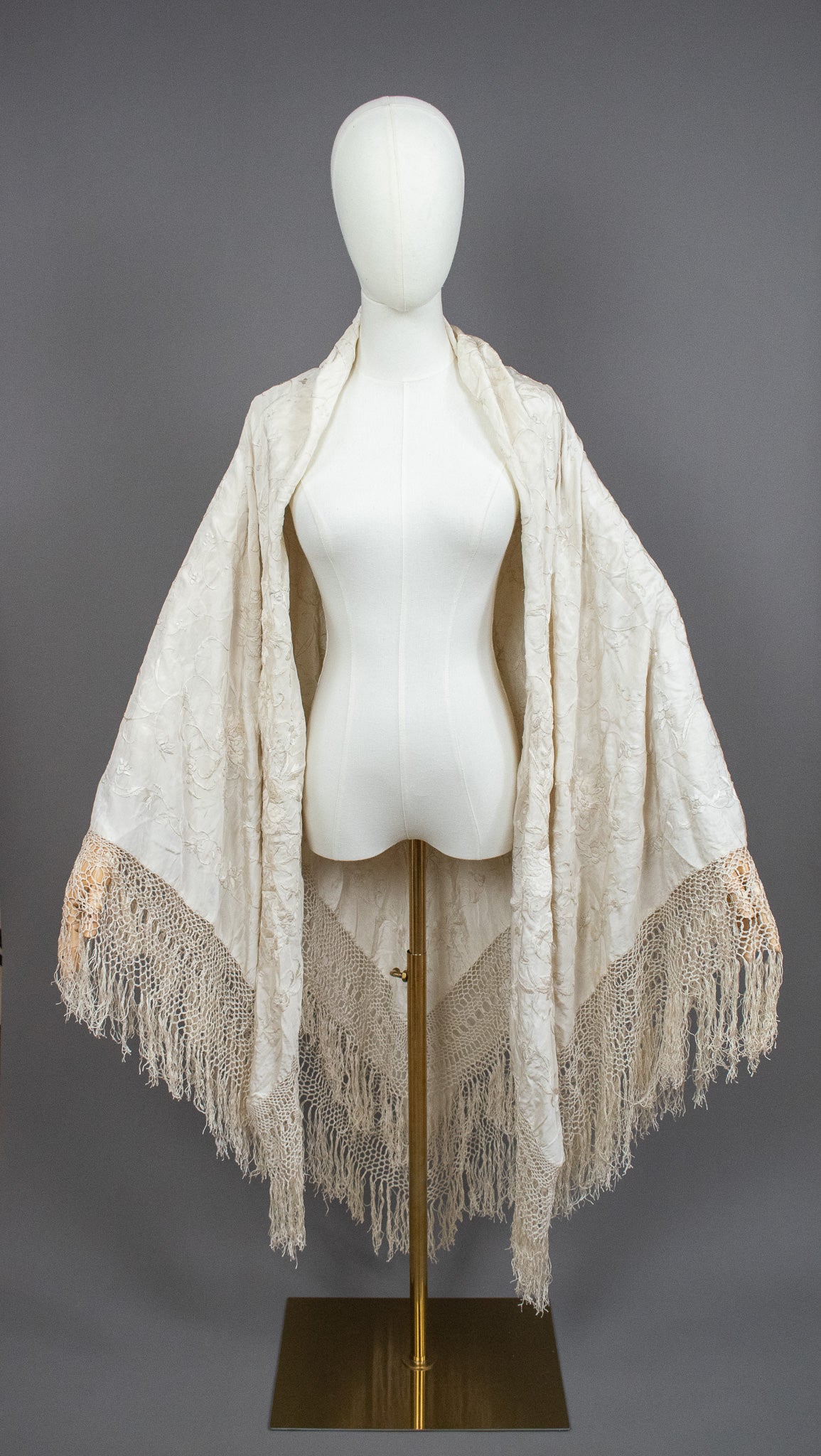 Antique Late Victorian Ivory Silk Canton Floral Embroidered Piano Fringed Shawl