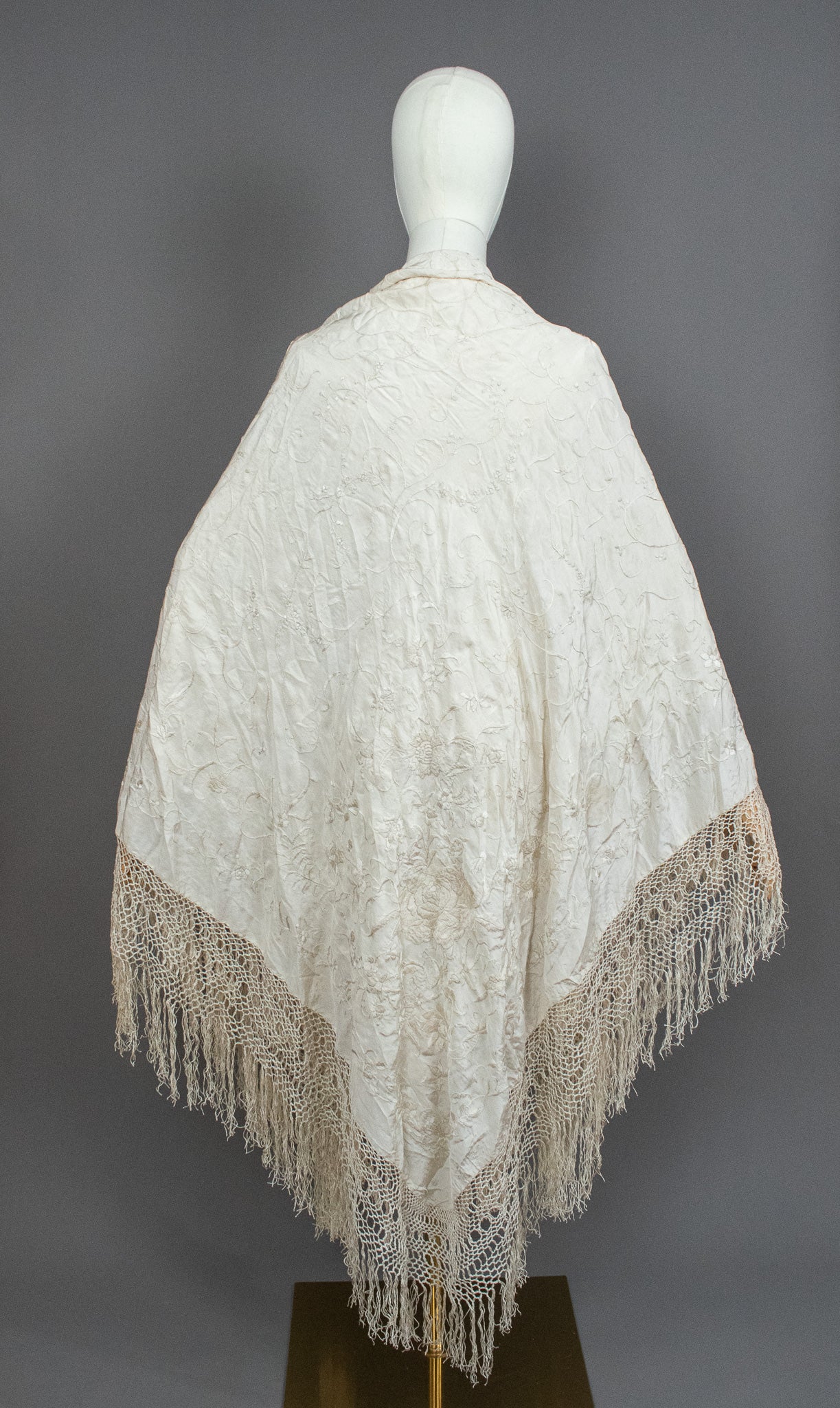 Antique Late Victorian Ivory Silk Canton Floral Embroidered Piano Fringed Shawl