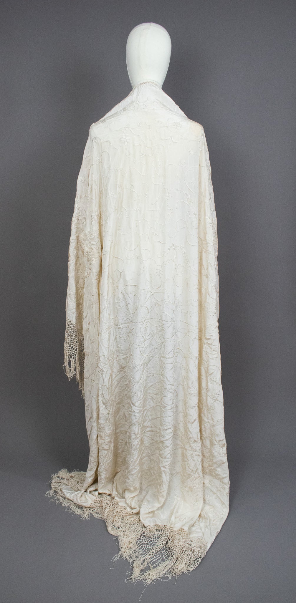 Antique Late Victorian Ivory Silk Canton Floral Embroidered Piano Fringed Shawl