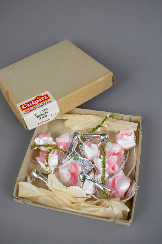 Vintage 1960s Kitsch Culpitt Cake Decorating Flowers